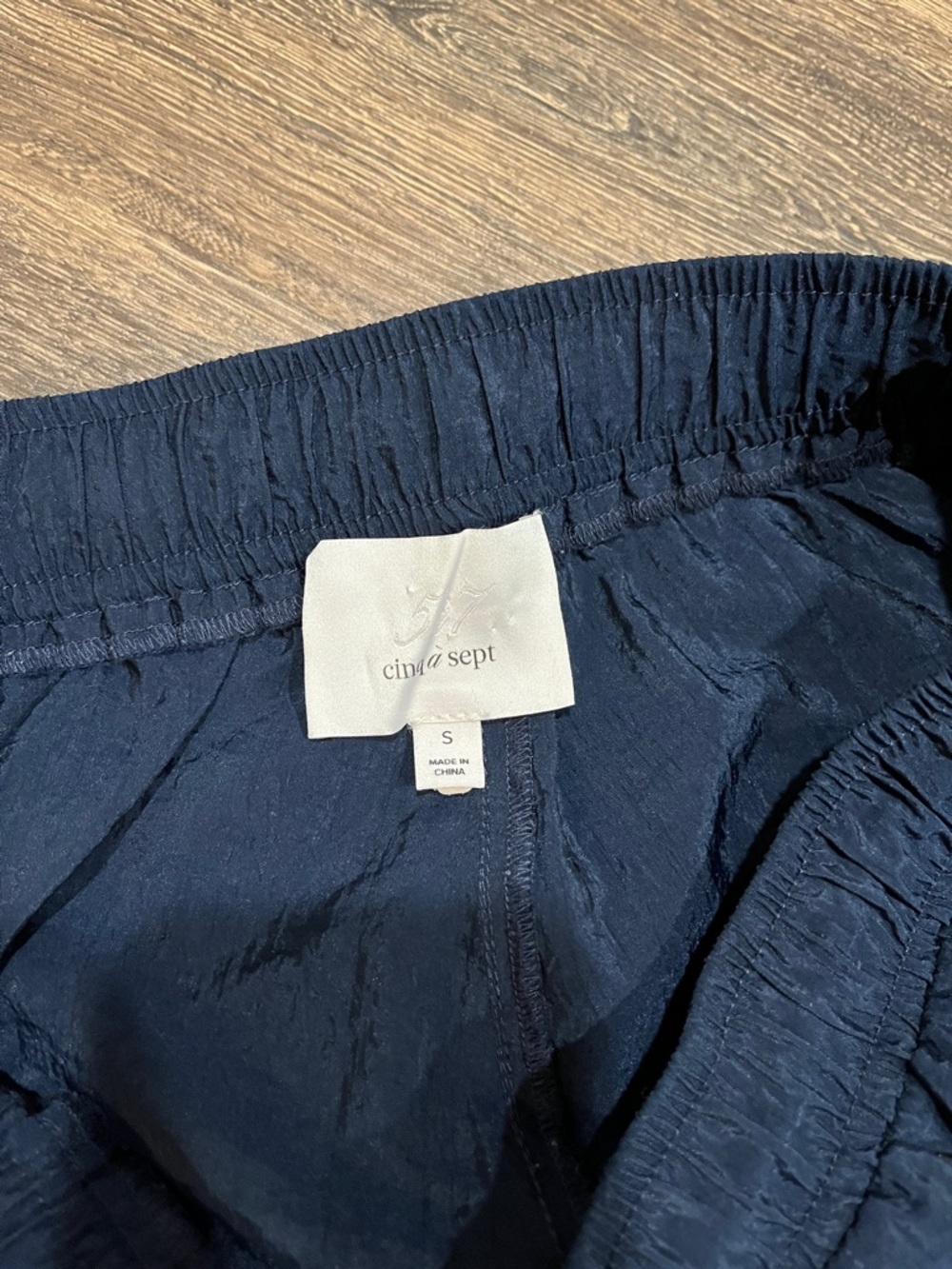 cinq a sept Navy Cargo Joggers with Snap Flaps - Picture 4 of 6